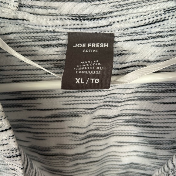 Long sleeved Joe fresh too with hood - Picture 2 of 3